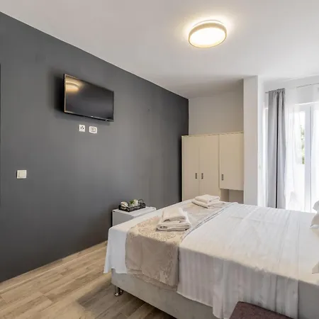 Oda ve Kahvaltı Valamare