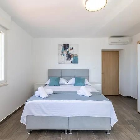 Valamare Bed & Breakfast Podstrana