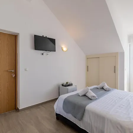 Valamare Bed & Breakfast *