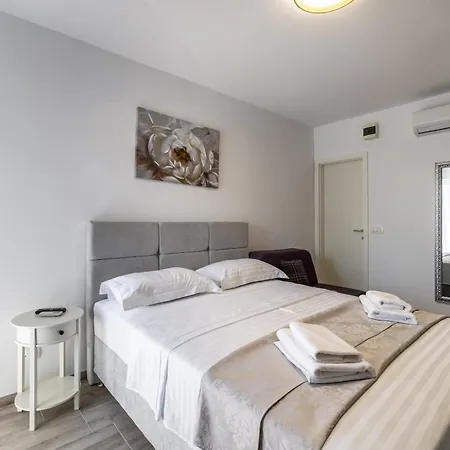 Frühstückspension Valamare 3*