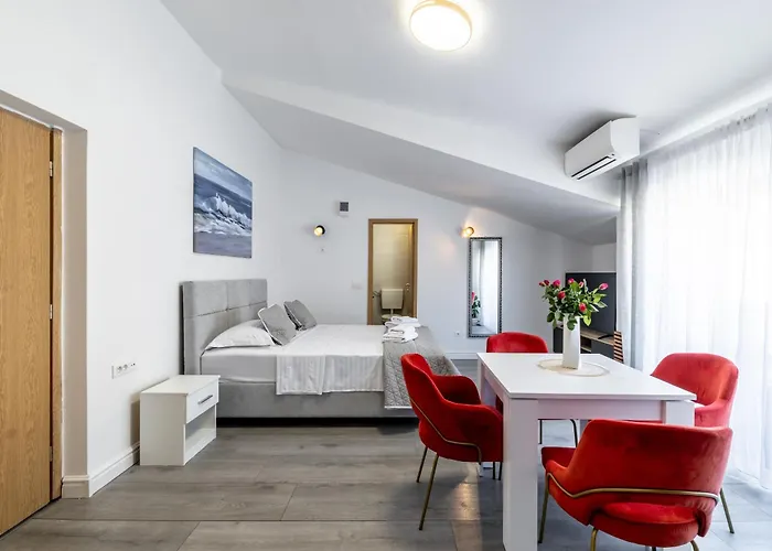 Valamare לינה וארוחת בוקר 3*